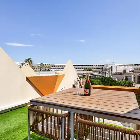 Mayhem Heliopolis Premium Design Con Terrazza *