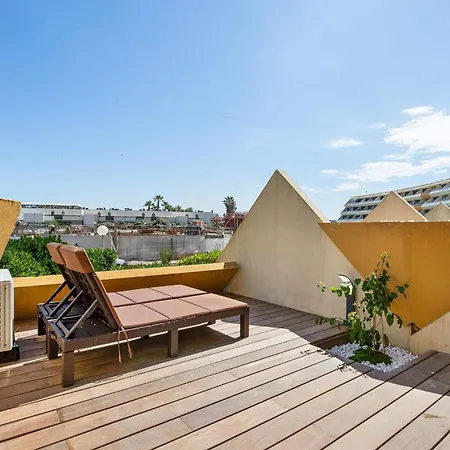 Mayhem Heliopolis Premium Design Con Terrazza